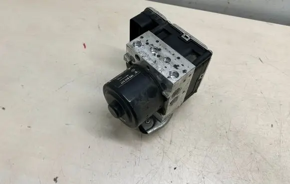 Porsche Cayenne (92A) ABS Pump 7P5614517 7P5907379