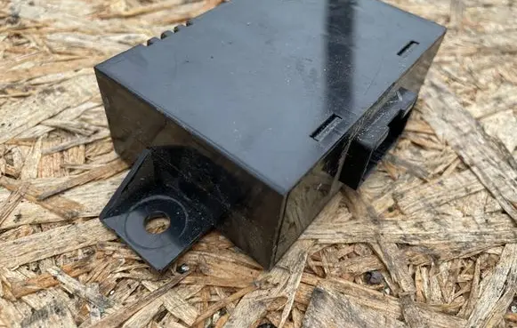 Volkswagen PASSAT B5 Other relay 2123384001002