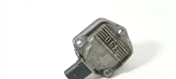Audi A6 S6 C6 4F Oil level sensor 06E907660