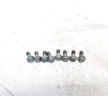 Toyota Prius (XW30) Nuts/bolts 