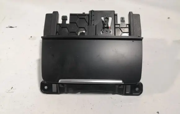 Audi A5 Sportback 8TA Ashtray (front) 8K0857951