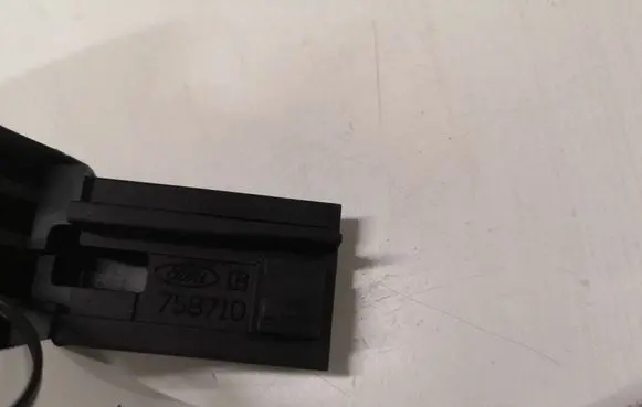 Ford Focus C-MAX Multifunctional control switch/knob 758710