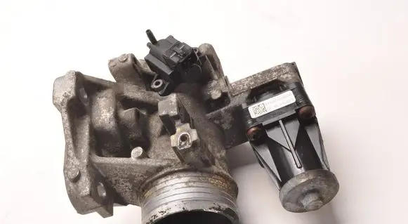 Volvo V50 EGR valve 50276439