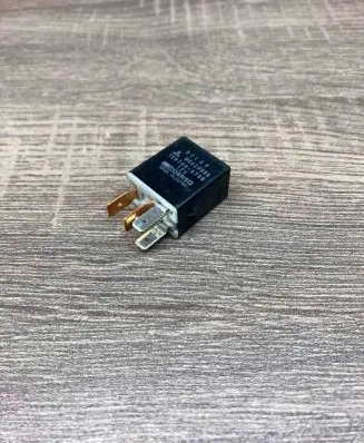 Mitsubishi Lancer Other relay 1567000780 MB629085 Used