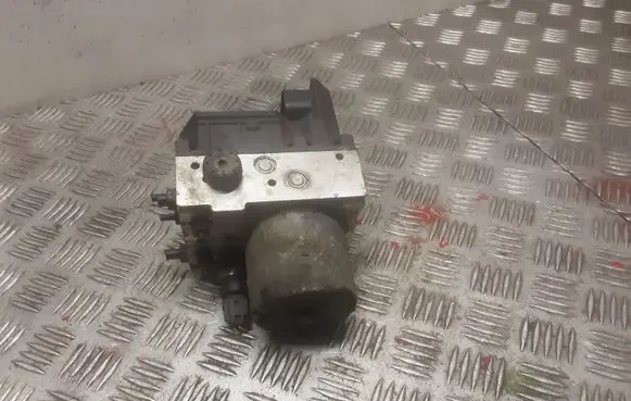 Volkswagen PASSAT B5.5 ABS Pump