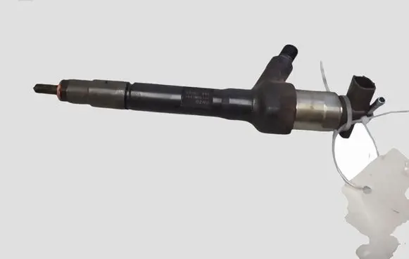 Mazda 6 Fuel injector R2AA13H50