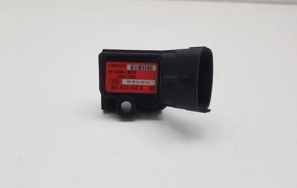 Volvo XC60 Air pressure sensor 0261230106 30622083 6G9N12B676AA