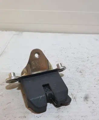 Skoda Octavia Mk2 (1Z) Tailgate/trunk/boot lock/catch/latch BN3CZ 1Z5827501E 1Z5827501B
