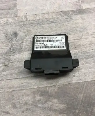 Volkswagen PASSAT B7 Gateway control module 1K0907530S 1K0907951