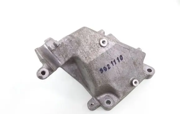 Mercedes-Benz ML W166 Engine mounting bracket A2762230704