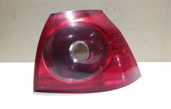 Volkswagen Golf V Rear/tail lights 1K6945096E