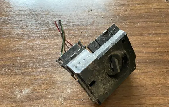 Audi 80 90 B3 Tail light part 
