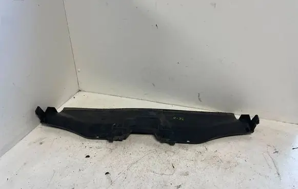 Renault Espace IV Intercooler air guide/duct channel 8200507743 8200507743B