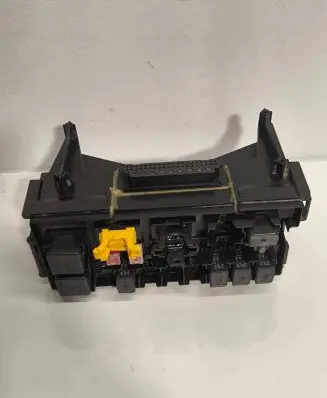 Jeep Grand Cherokee (WK) Fuse module 04692085AB 0000124497