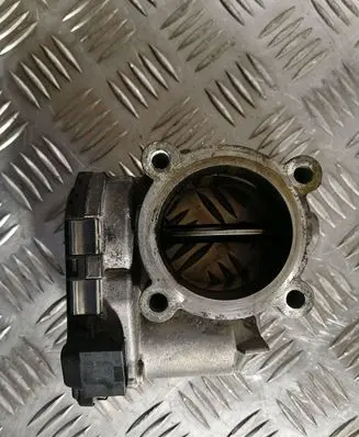 Mercedes-Benz E C207 W207 Electric throttle body valve A6420900270 0281002894