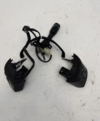 Toyota Corolla Verso AR10 Steering wheel buttons/switches 2940H54