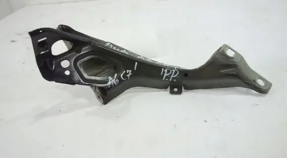 Audi A6 S6 C7 4G Fender mounting bracket 4G0821136A
