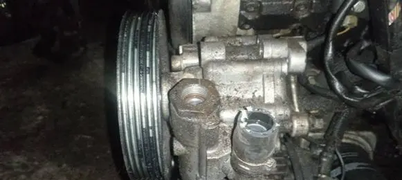 Citroen C5 Power steering pump 9636086680 9637000880