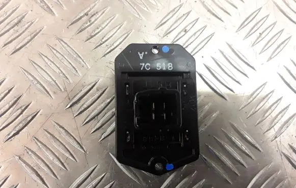 Mitsubishi Space Star Heater blower motor/fan resistor