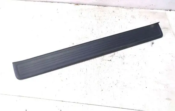 Honda CR-V Front sill trim cover 84252SWAA