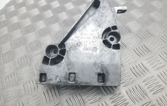 Skoda Fabia Mk1 (6Y) Engine mounting bracket 038199207AJ