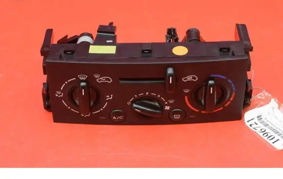 Peugeot 207 CC Climate control unit N102079B4