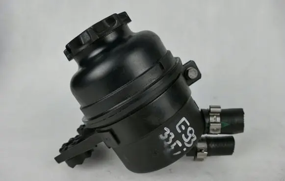 BMW 3 E92 E93 Power steering fluid tank/reservoir 6768094