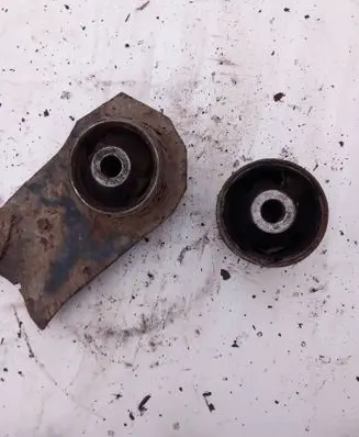 Audi A6 S6 C4 4A Rear axle beam mounts housing 