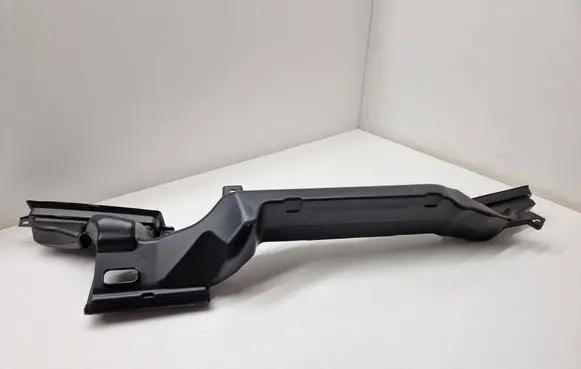 BMW 2 Active Tourer U06 Cabin air duct channel 9496527