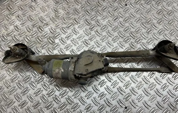 Front wiper linkage and motor