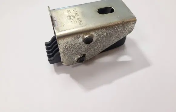 Skoda Octavia Mk3 (5E) Tie down hook / loop 1Z9867615D