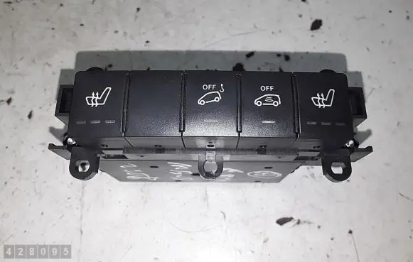 Mercedes-Benz B W245 Seat heating switch 1698208810