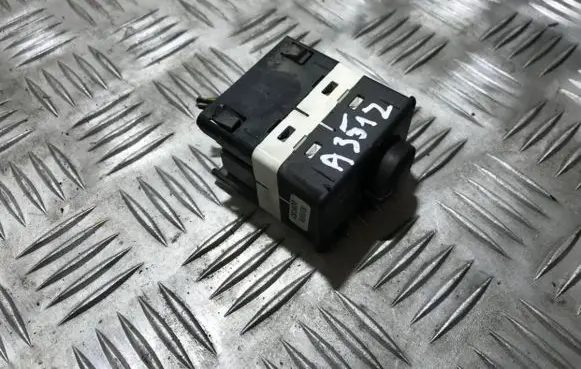 Volvo S40, V40 On-board computer control switch 889988 00w283