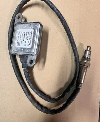 Mercedes-Benz ML W166 Lambda probe sensor A0009052909
