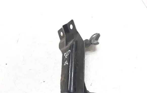 Volvo XC60 Radiator support slam panel bracket 
