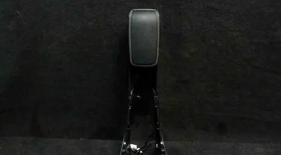 Mercedes-Benz A W176 Center console 