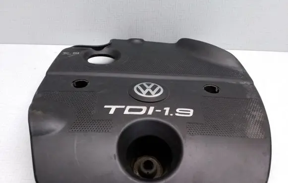 Volkswagen Golf IV Engine cover (trim) 0127842 103935A 054276E