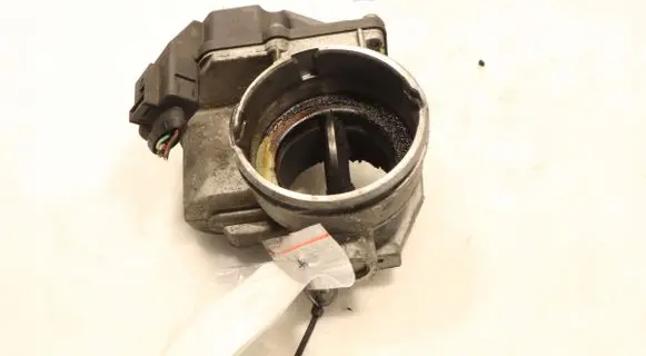 Volkswagen Golf Plus Throttle body valve A2C53249824