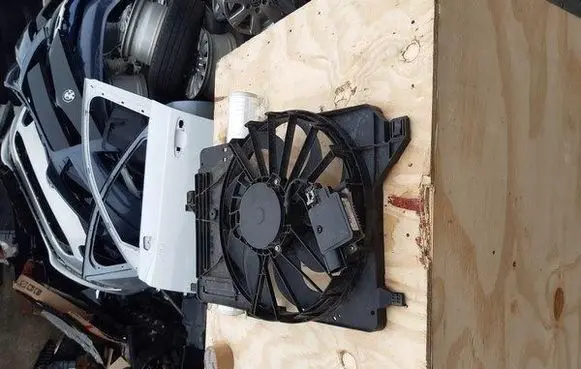 Ford Transit - Tourneo Connect Electric radiator cooling fan DV618C607AB