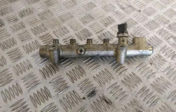 Fuel pressure sensor