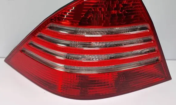 Mercedes-Benz S W220 Rear/tail lights A2208200764