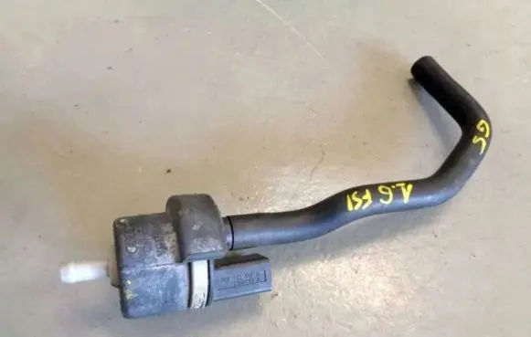 Volkswagen Golf V EGR thermostat 