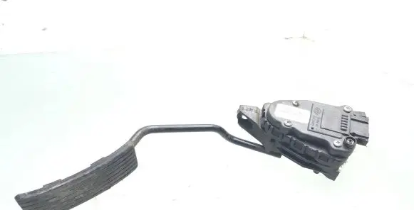 Mitsubishi Space Star Accelerator throttle pedal 30865642 M865642
