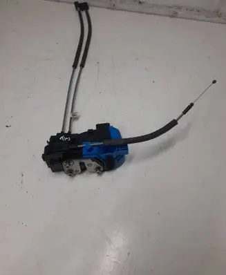 Hyundai Veloster Front door lock 23056781