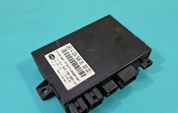 Mercedes-Benz GLK (X204) Central body control module A2045459132 IMPRK1448436