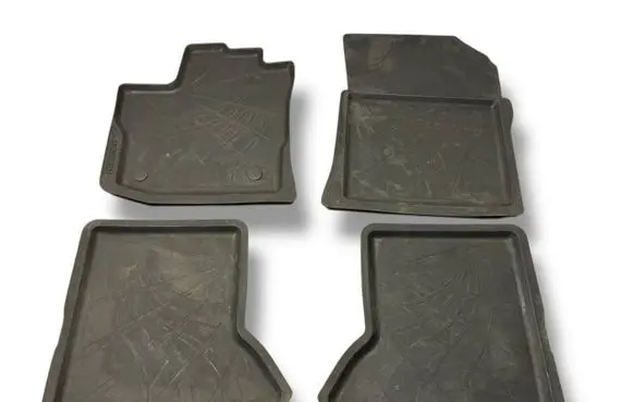 Dacia Dokker Car floor mat set 8201149589 8201149651 8201282284