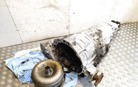 Audi A4 S4 B8 8K Automatic gearbox KXS 1084136010 957048