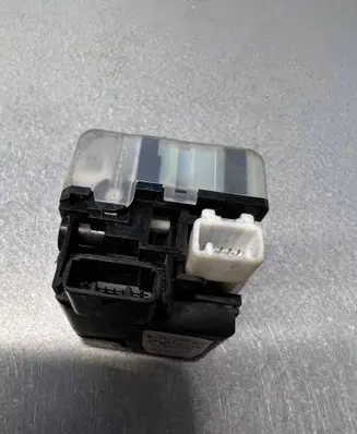 Toyota Corolla Verso AR10 Ignition lock 626399000