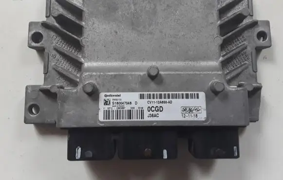 Ford B-MAX Engine control unit/module CV1112A650AD
