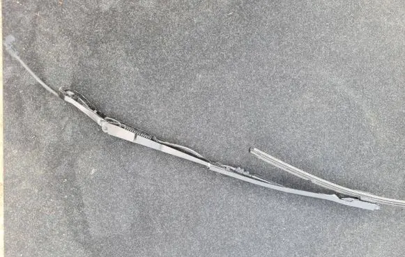 BMW 3 G20 G21 Windshield/front glass wiper blade 9448920